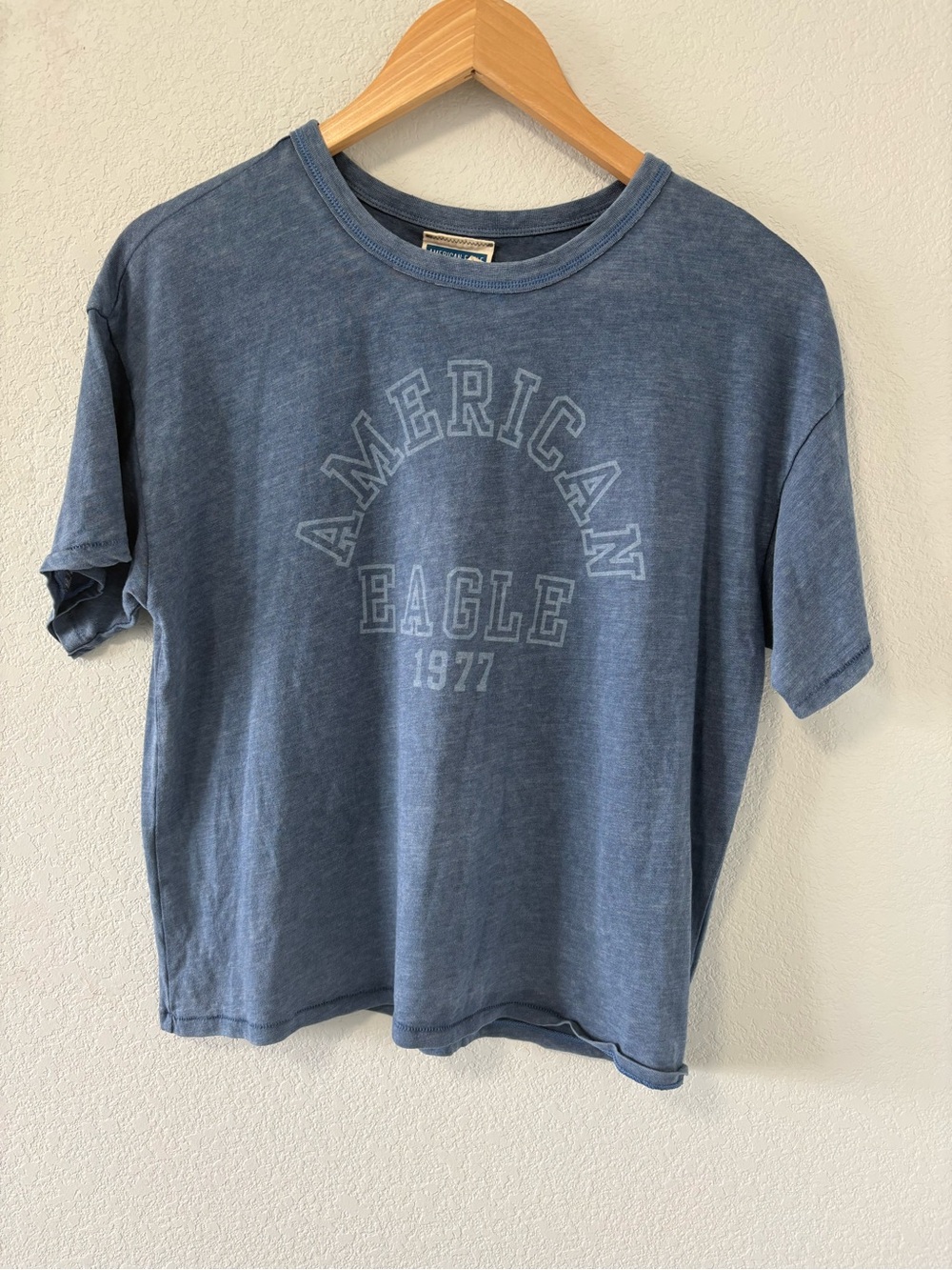 American Eagle Vintage Vault American Eagle 1977 Graphic Tee Blue Size M